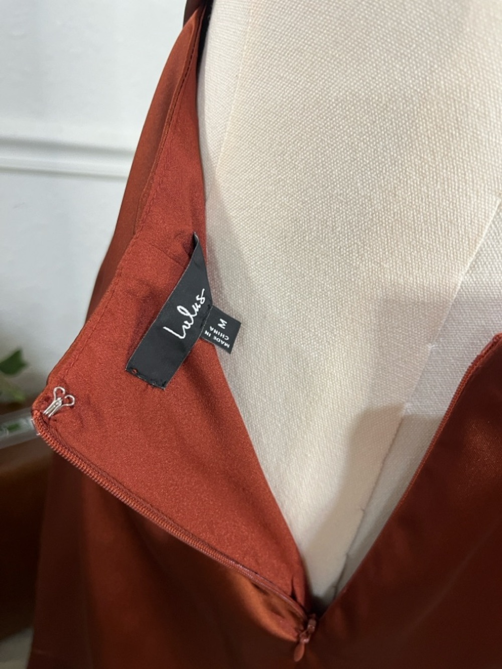 Lulu’s Satin V-Neck Slip Gown in Copper Brown NWT Medium - Picture 14 of 16